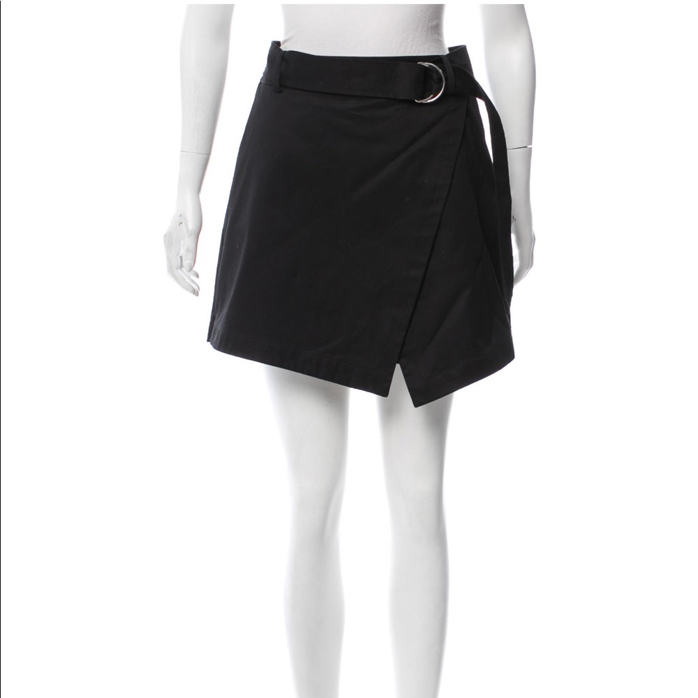 Frame high rise skort